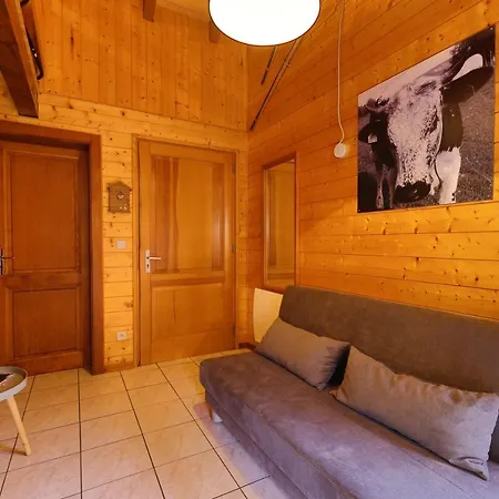 Anemone Chalet
