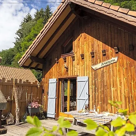 Anemone Chalet